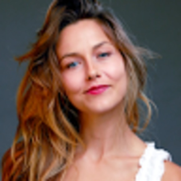 Meet your Posher, Elizabeth - Picture 1 of 1